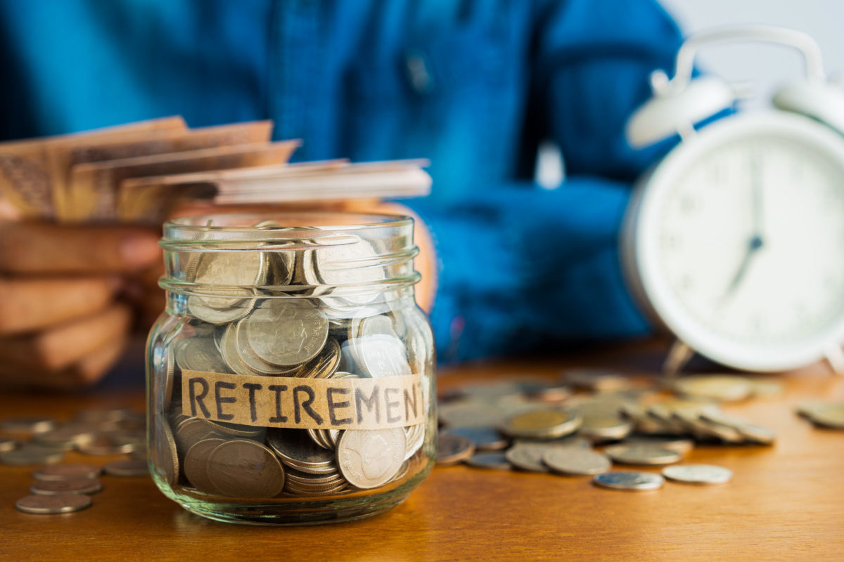 Elderly person contributes money to their retirement fund without risk