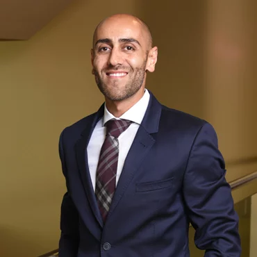 Mergers and Acquisitions Attorney Simon Khinda